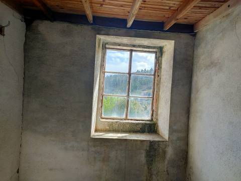 Moradia para Restaurar T2 Venda em Castelo Branco,Castelo Branco