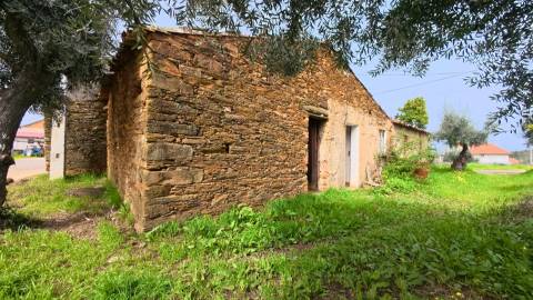 Moradia T2 Venda em Sarzedas,Castelo Branco