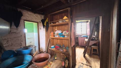 Moradia T2 Venda em Sarzedas,Castelo Branco