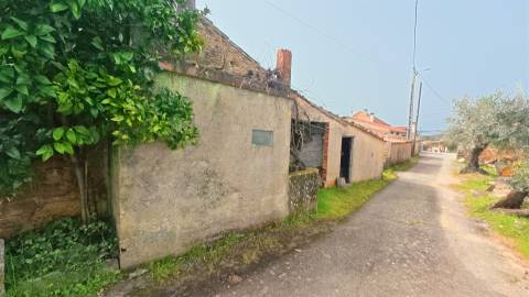 Moradia T2 Venda em Sarzedas,Castelo Branco