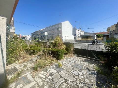 Moradia em Banda T5 Venda em Alcains,Castelo Branco