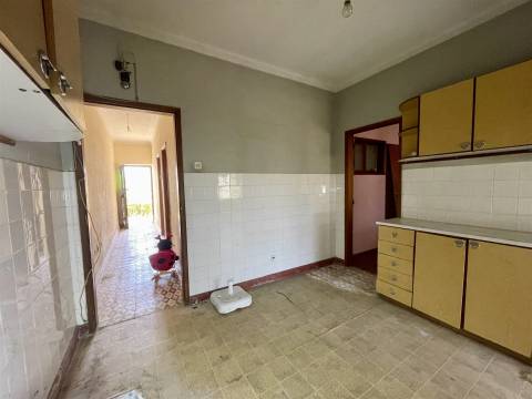 Moradia em Banda T5 Venda em Alcains,Castelo Branco