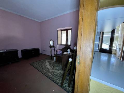 Moradia em Banda T5 Venda em Alcains,Castelo Branco