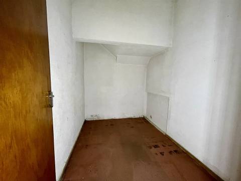 Moradia em Banda T5 Venda em Alcains,Castelo Branco