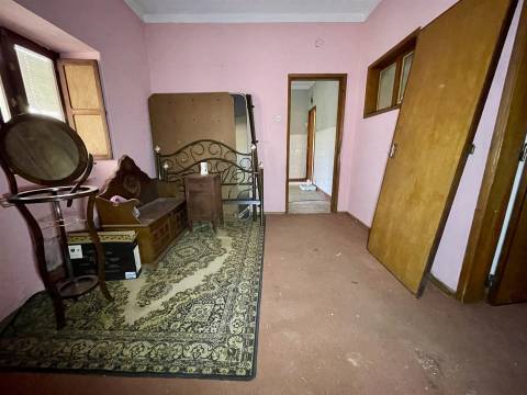 Moradia em Banda T5 Venda em Alcains,Castelo Branco