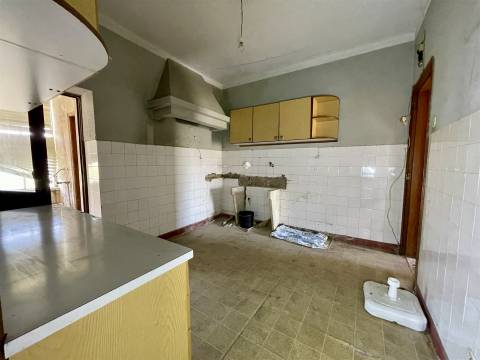 Moradia em Banda T5 Venda em Alcains,Castelo Branco