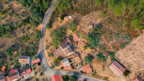 Moradia Rústica T4 Venda em Sarzedas,Castelo Branco