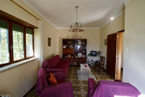 Moradia T4 Venda em Escalos de Baixo e Mata,Castelo Branco