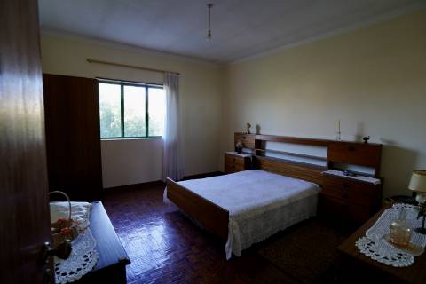 Moradia T4 Venda em Escalos de Baixo e Mata,Castelo Branco