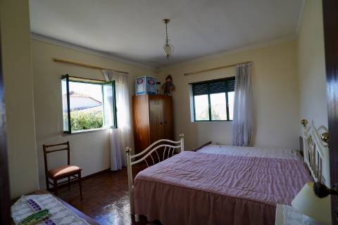 Moradia T4 Venda em Escalos de Baixo e Mata,Castelo Branco