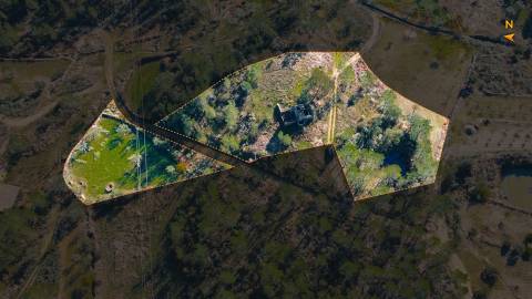 Quinta 5900m2 com ruína registada, barragem, 2 poços e eletricidade — Vilares de Baixo