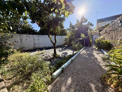 Moradia Geminada T5 Venda em Escalos de Baixo e Mata,Castelo Branco