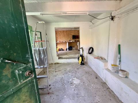 Moradia Geminada T5 Venda em Escalos de Baixo e Mata,Castelo Branco