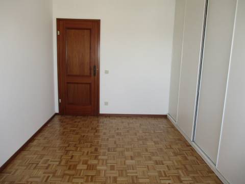 Apartamento T3 Arrendamento em Castelo Branco,Castelo Branco