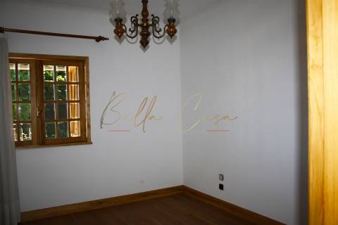 Moradia Isolada T5 Venda em Lamego (Almacave e Sé),Lamego