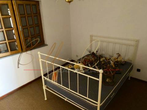 Moradia Isolada T5 Venda em Lamego (Almacave e Sé),Lamego