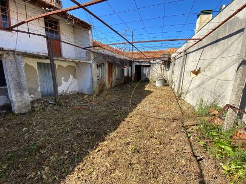 Moradia para Restaurar T2 Venda em Cacia,Aveiro