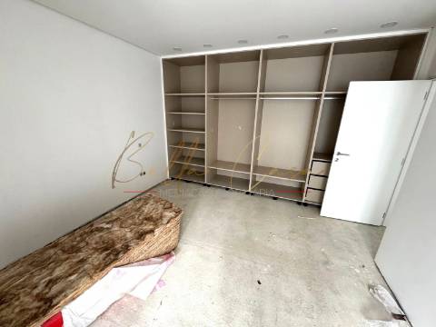 Moradia Geminada T3+1 Venda em Cacia,Aveiro