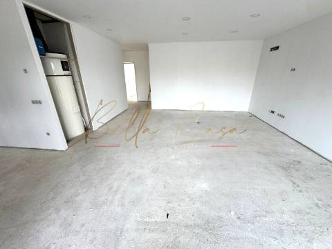 Moradia Geminada T3+1 Venda em Cacia,Aveiro