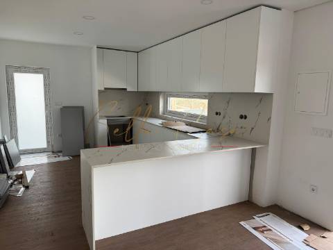 Moradia Geminada T3+1 Venda em Cacia,Aveiro