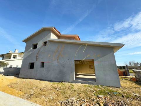 Moradia Isolada T4 Venda em Bustos, Troviscal e Mamarrosa,Oliveira do Bairro
