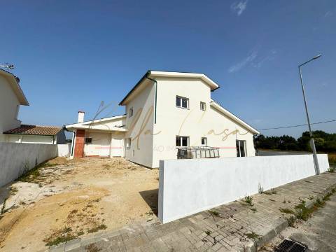 Moradia Isolada T4 Venda em Bustos, Troviscal e Mamarrosa,Oliveira do Bairro