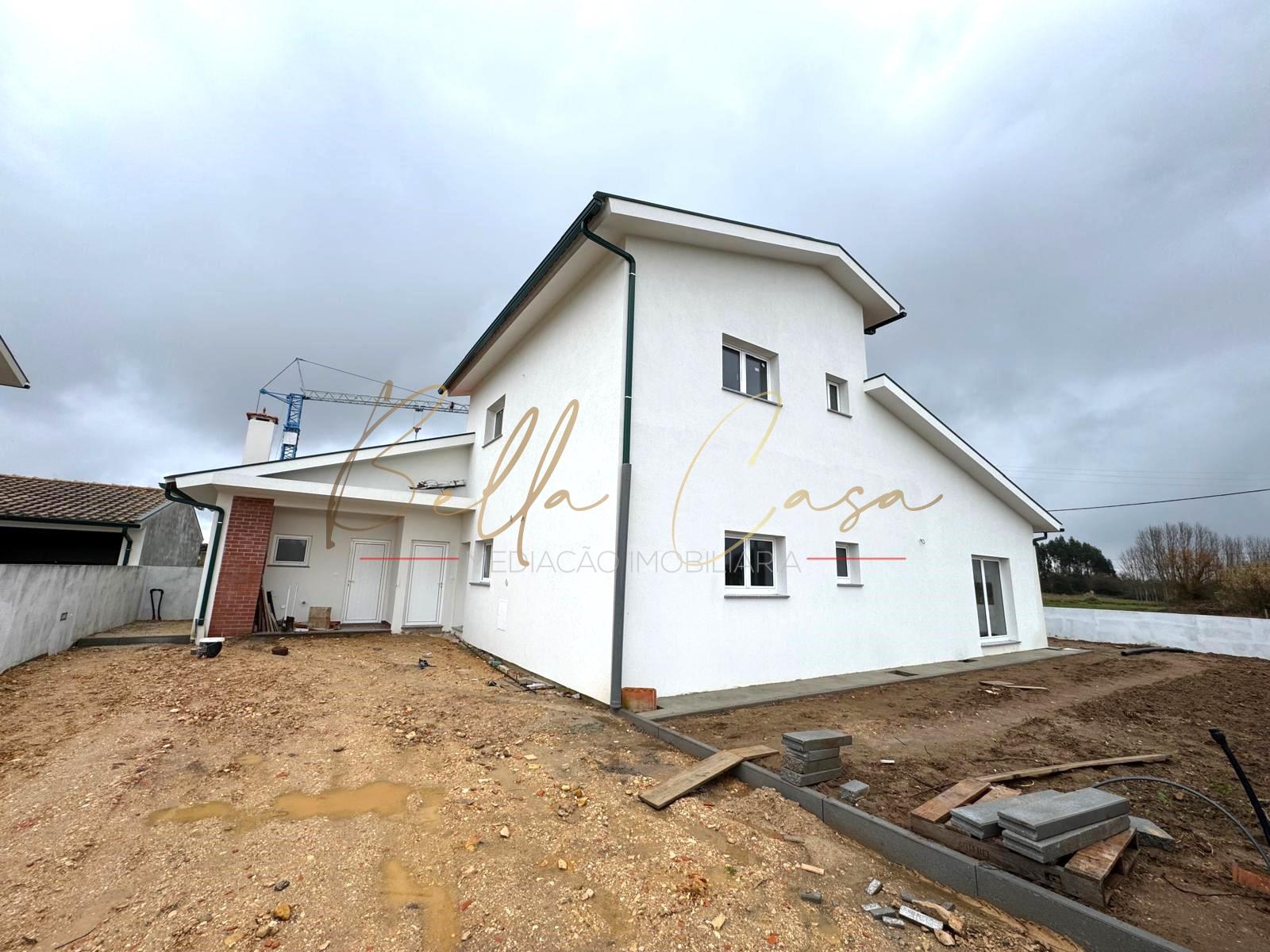 Moradia Isolada T4 Venda em Bustos, Troviscal e Mamarrosa,Oliveira do Bairro