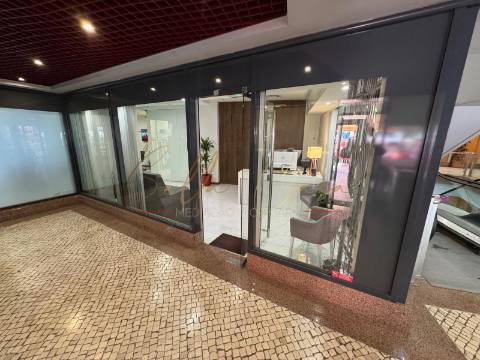 Loja  Arrendamento em Glória e Vera Cruz,Aveiro