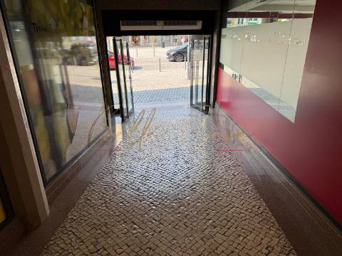 Loja  Arrendamento em Glória e Vera Cruz,Aveiro