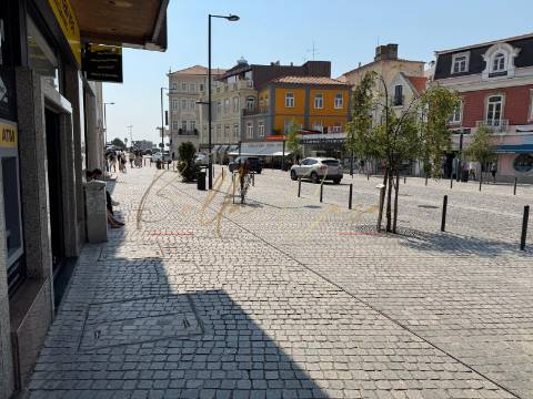 Loja  Arrendamento em Glória e Vera Cruz,Aveiro