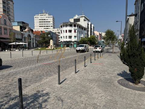 Loja  Arrendamento em Glória e Vera Cruz,Aveiro