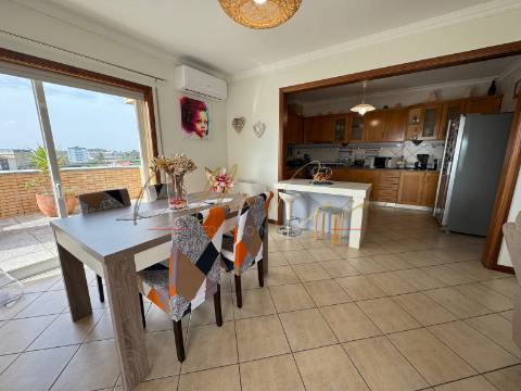 Apartamento T2 Venda em Albergaria-a-Velha e Valmaior,Albergaria-a-Velha