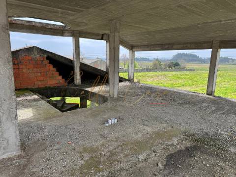 Moradia T4 Venda em Requeixo, Nossa Senhora de Fátima e Nariz,Aveiro