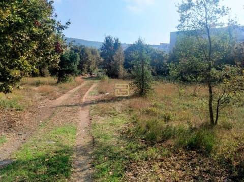 Lote de terreno para construção, situado junto ao Continente de Valongo