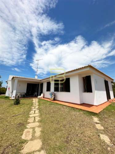 Quinta na Guia com 39.013 m2 a 10 minutos das praias da costa de Albufeira