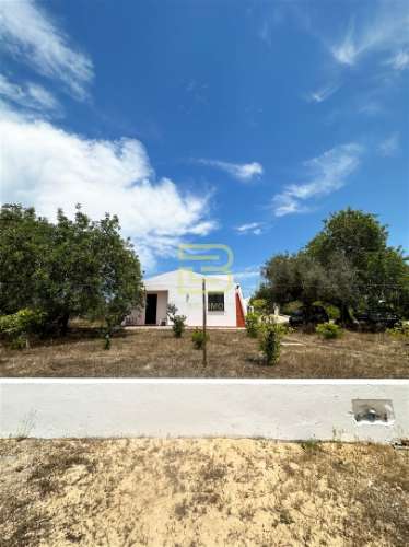 Quinta na Guia com 39.013 m2 a 10 minutos das praias da costa de Albufeira