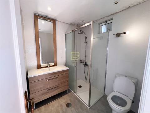 Moradia T1 a 10 minutos da  rotunda da Boavista e 5m da estação de metro Carolina Michaelis