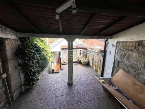 Moradia T1 a 10 minutos da  rotunda da Boavista e 5m da estação de metro Carolina Michaelis