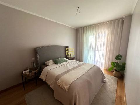 Em exclusivo, apartamento tipologia T3 em Santo Ovídio, no prestigiado condomínio Quinta das Corgas