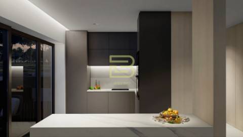 Moradia de Luxo T3 Duplex em Vila Nova de Gaia, na 1ª linha do mar