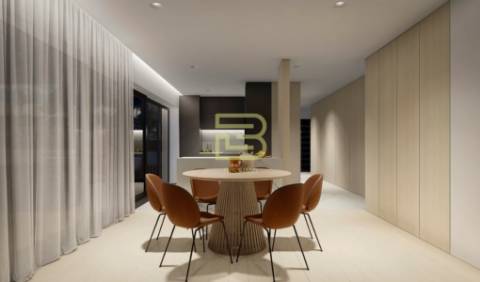 Moradia de Luxo T3 Duplex em Vila Nova de Gaia, na 1ª linha do mar