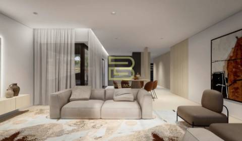 Moradia de Luxo T3 Duplex em Vila Nova de Gaia, na 1ª linha do mar