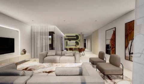 Moradia de Luxo T3 Duplex em Vila Nova de Gaia, na 1ª linha do mar