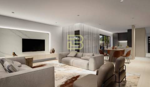 Moradia de Luxo T3 Duplex em Vila Nova de Gaia, na 1ª linha do mar