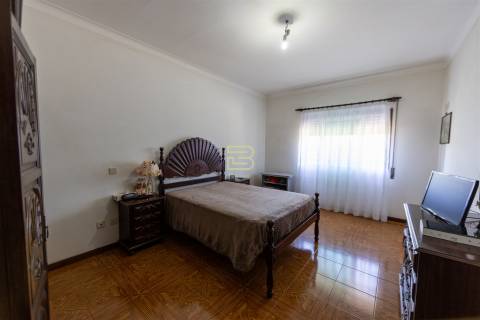 QUINTA de SONHO em ALFENA – 5.794m² de NATUREZA, ESPAÇO e POTENCIAL