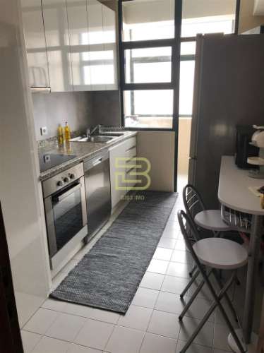 Apartamento T2 - Localização Premium no Coração de Vila Nova de Gaia
