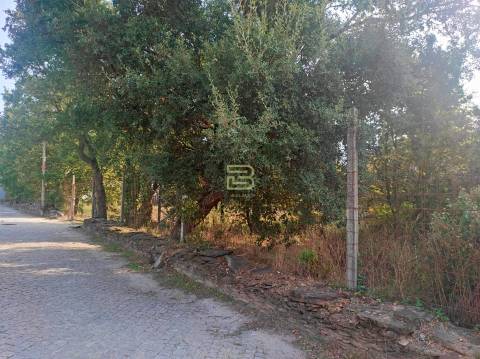 Lote de terreno para construção, situado junto ao Continente de Valongo