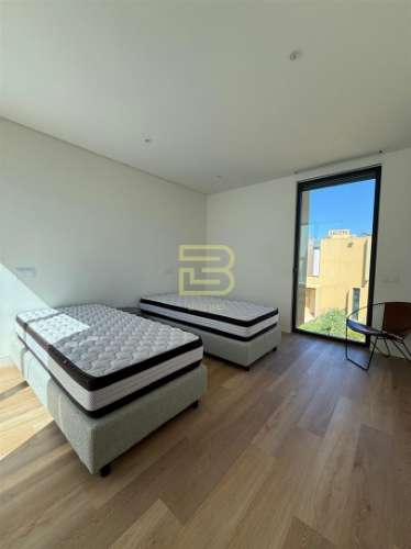 Moradia V3 de luxo no coração de Vilamoura