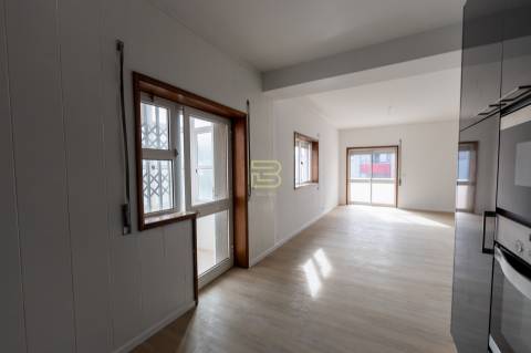 Apartamento T2 em Baguim do Monte — A sua nova casa à beira do Metro