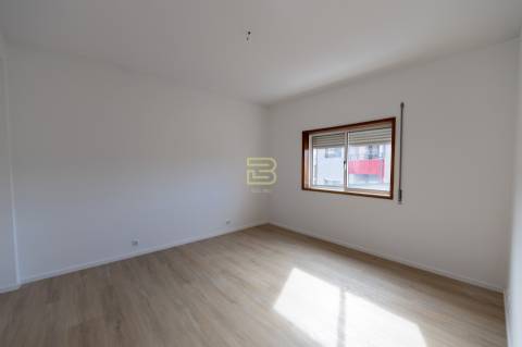 Apartamento T2 em Baguim do Monte — A sua nova casa à beira do Metro